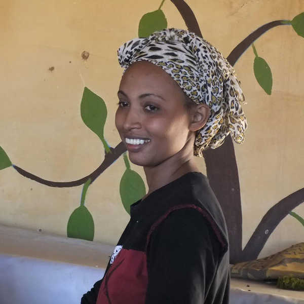 投稿写真／スーダンの旅の途中、茶店で出会った美しい女性達 その2