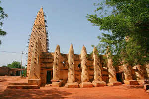 ボボデュラッソのスーダン様式の大モスク