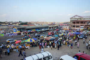 西アフリカ最大のケジェティア・マーケット
