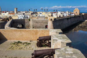 16世紀にポルトガルによって築かれ、要塞化されたマサガン（現在の名はアル・ジャディーダ＝「新しいもの」の意味）