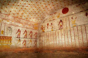 ヌリに残る、ピラミッド下に築かれた墳墓内の壁画