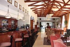 コモドール・ホテルの画像の画像3