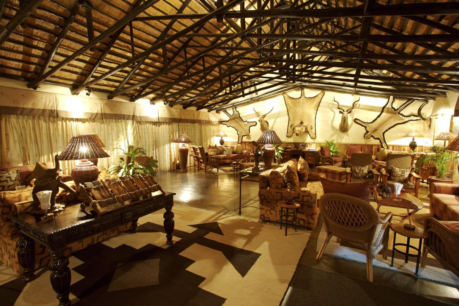 マラ・マラ(サビ・サンズ地区&クルーガー国立公園) アフリカ旅行の道祖神