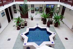 マルマル・ホテルの画像の画像3