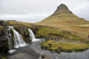 アイスランドの撮影スポット、キルキフェットル山