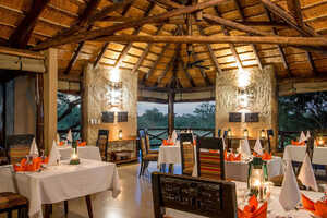 毎晩趣向を凝らした美味しい料理をお召し上がりいただけます