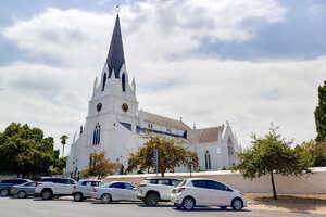 1687年に建てられた街のシンボル、オランダ改革派教会