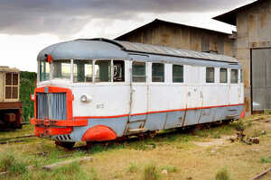 現役を退いた、イタリアらしいデザインのフィアット製リットリーナ