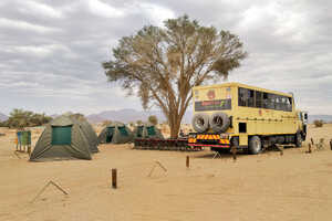 気候は全体的に乾燥しているため、キャンプも快適